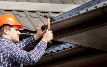 gutter repair Cabourne, Lincolnshire